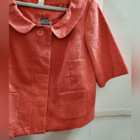 Short Sleeve Jacket-H - Picture 4 of 5